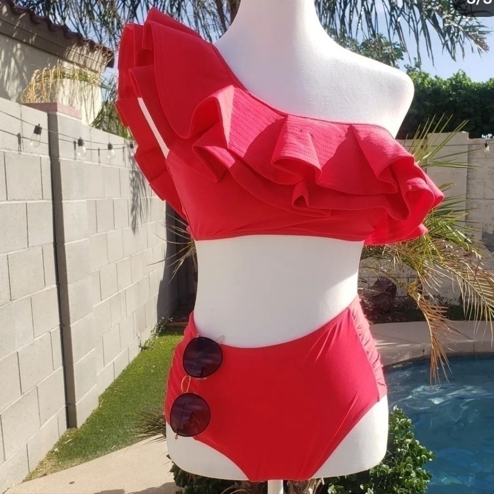 Ruffle one‎ shoulder 2 piece Swimsuit